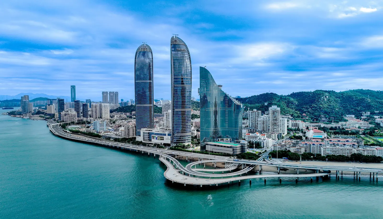 Xiamen coastal city skyline, an important export and logistics center for overseas trade in China