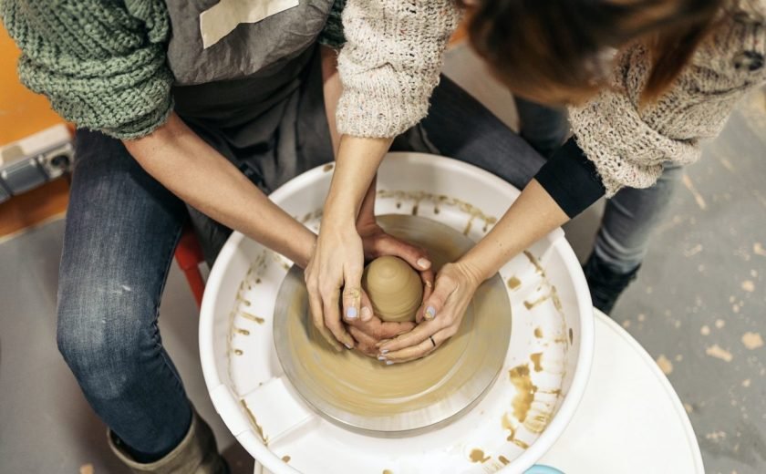 learning-in-pottery-class.jpg